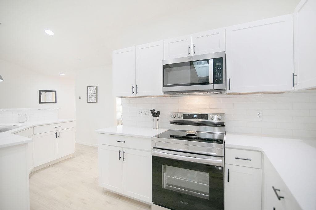 Photo of 51994 Cultus Lane 14 of 52