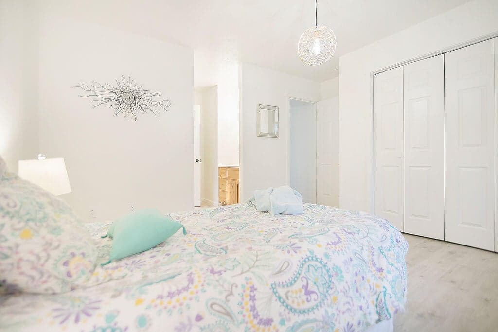 Photo of 51994 Cultus Lane 34 of 52