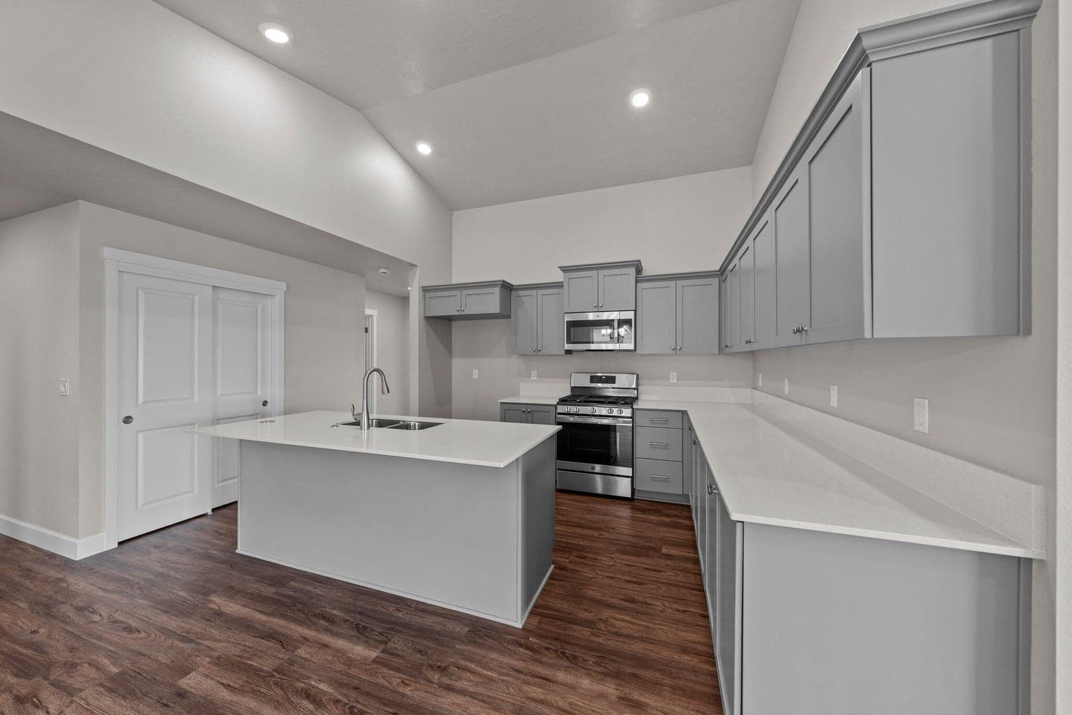 Photo of 1107 NW Walnut Avenue 20 of 20