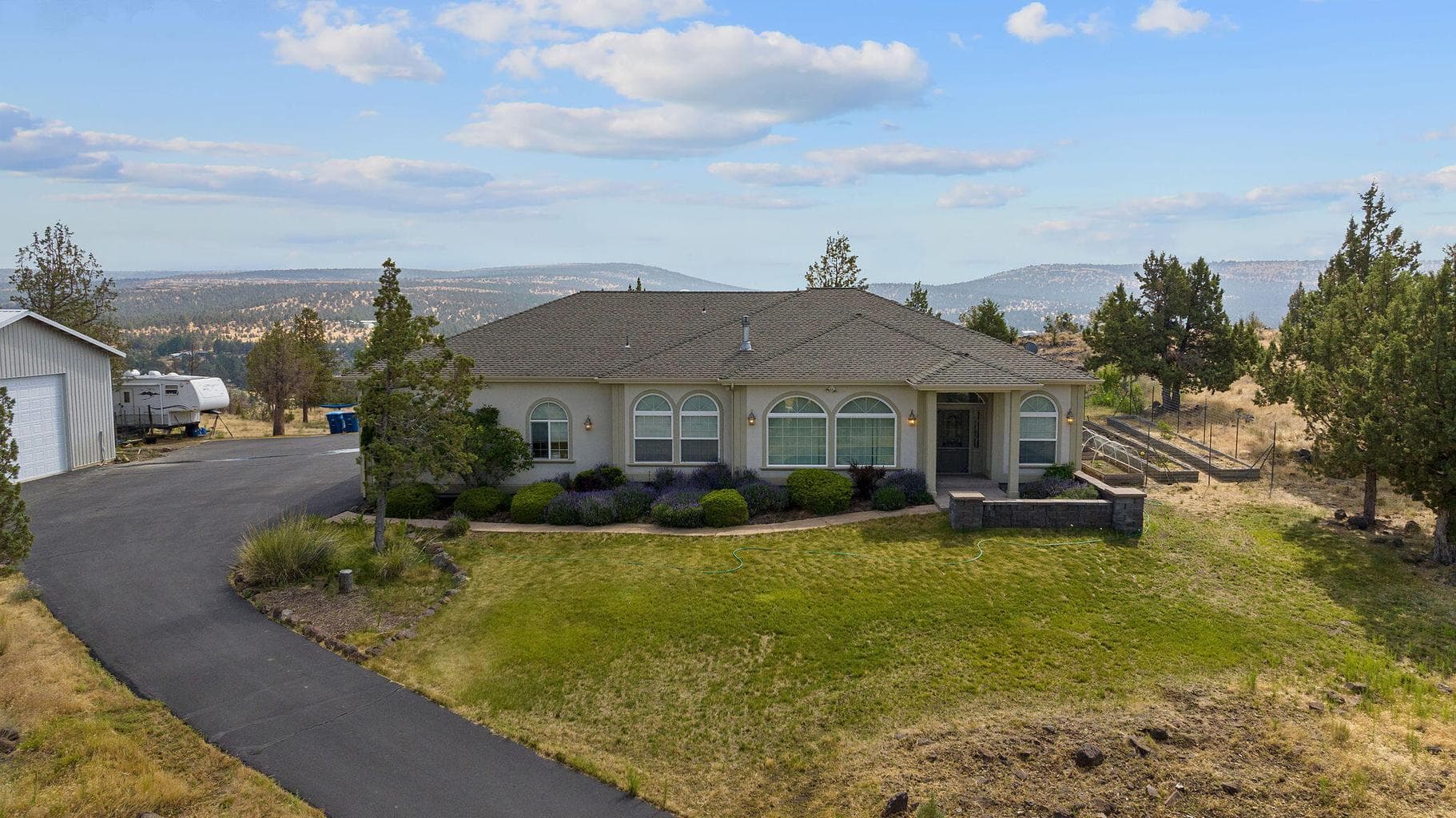 Photo of 12126 SE View Top Lane 31 of 46