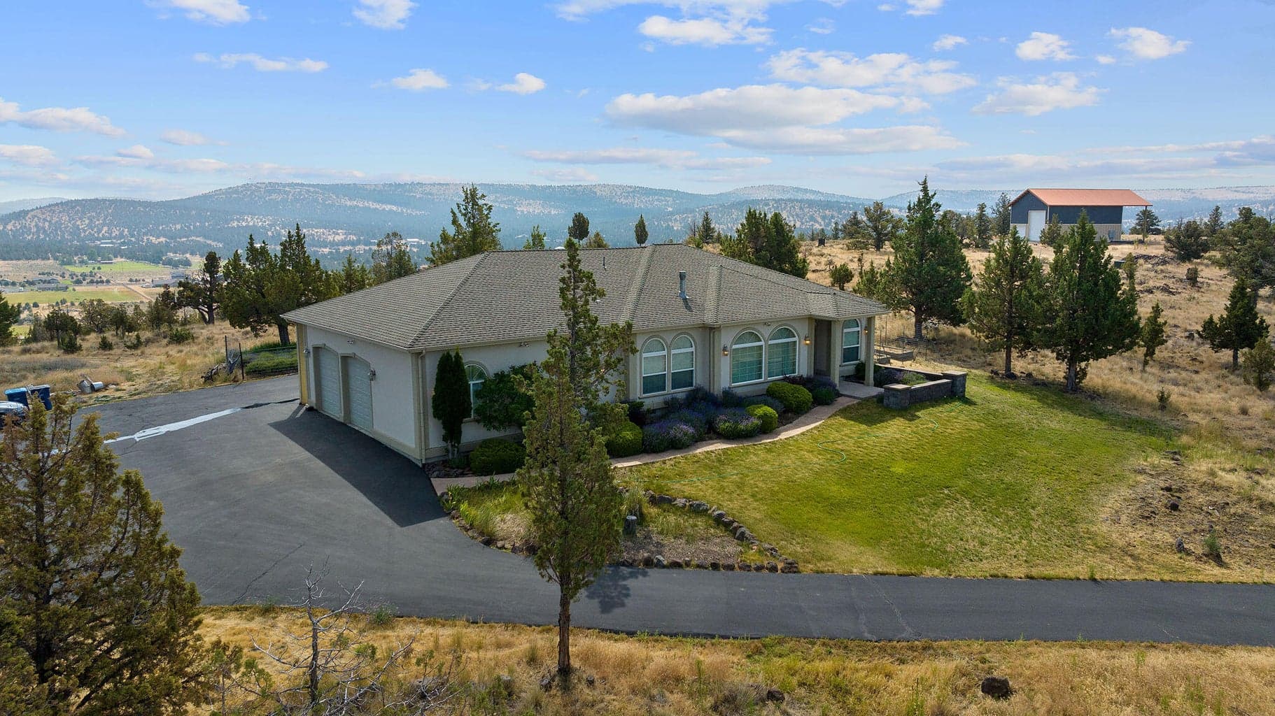 Photo of 12126 SE View Top Lane 32 of 46