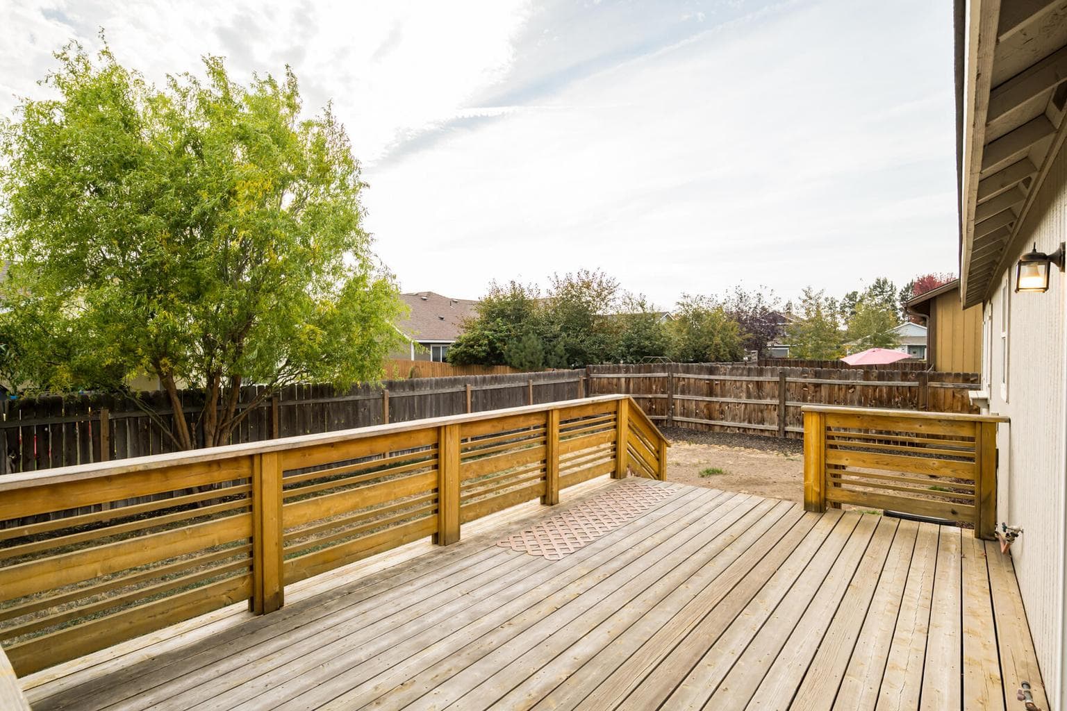 Photo of 732 NE Redwood Avenue 23 of 29