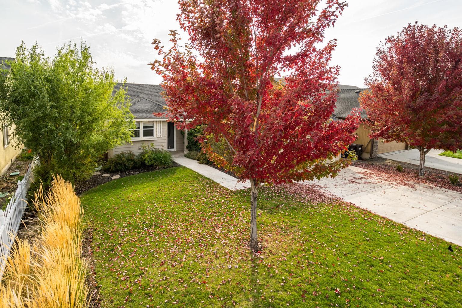 Photo of 732 NE Redwood Avenue 29 of 29
