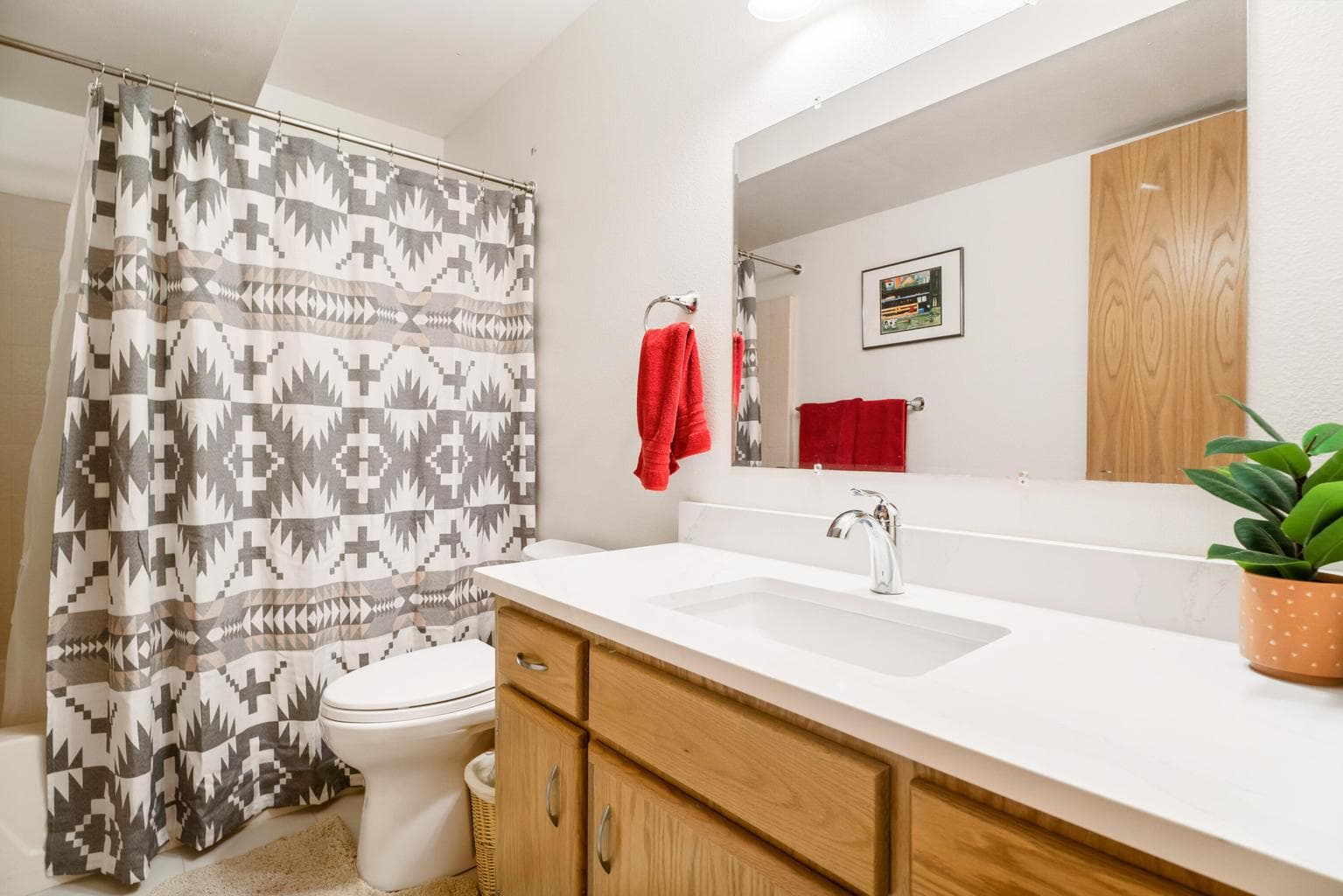 Photo of 17929 Rhododendron Lane 23 of 37