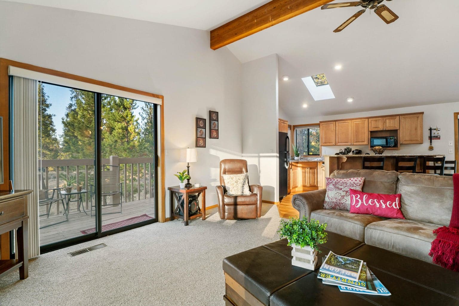 Photo of 57656 Red Alder Lane 5 of 31