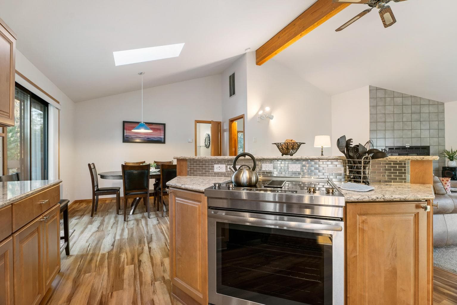 Photo of 57656 Red Alder Lane 7 of 31