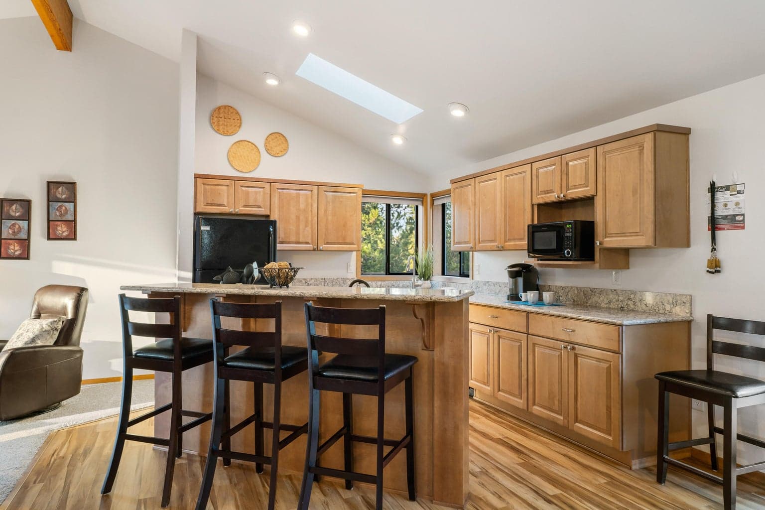 Photo of 57656 Red Alder Lane 9 of 31