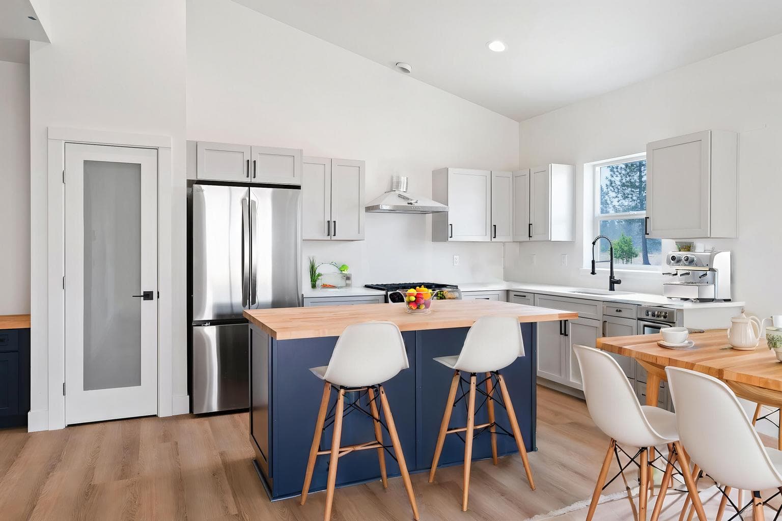 Photo of 51735 Morning Pine Drive 10 of 56