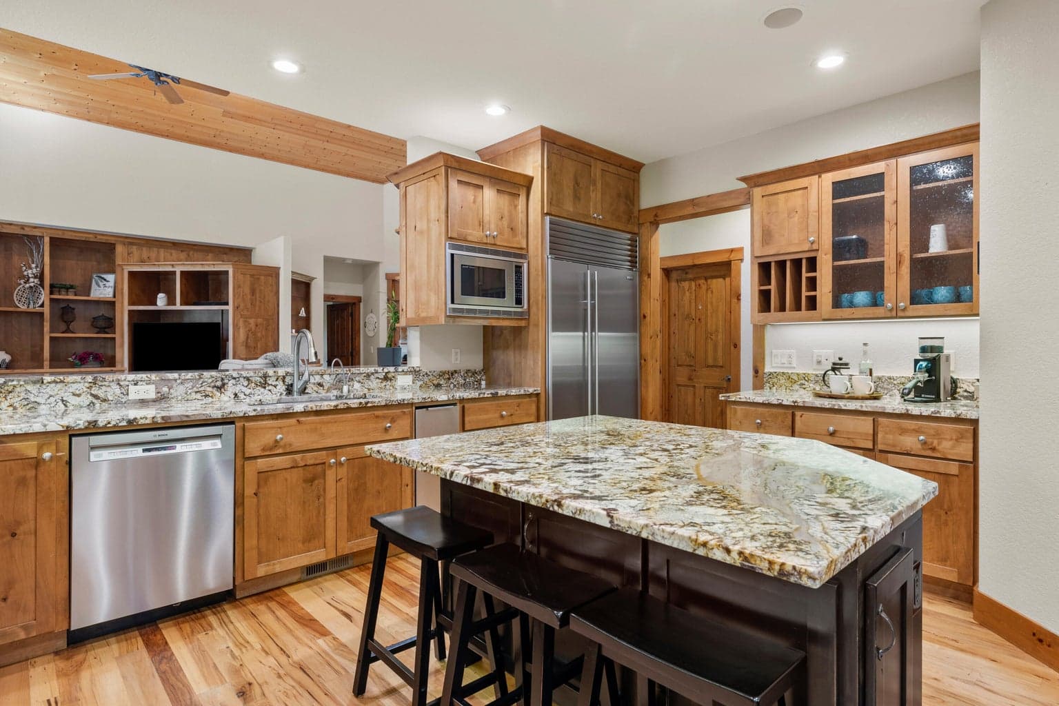 Photo of 16991 Lady Caroline Drive 11 of 62