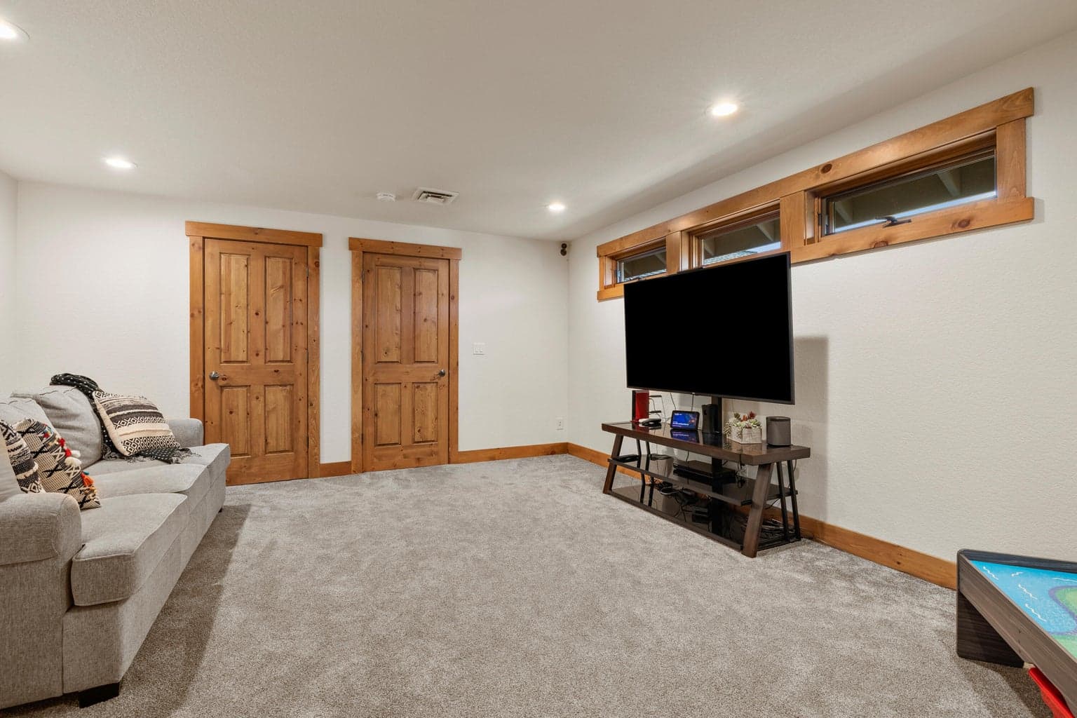 Photo of 16991 Lady Caroline Drive 38 of 62