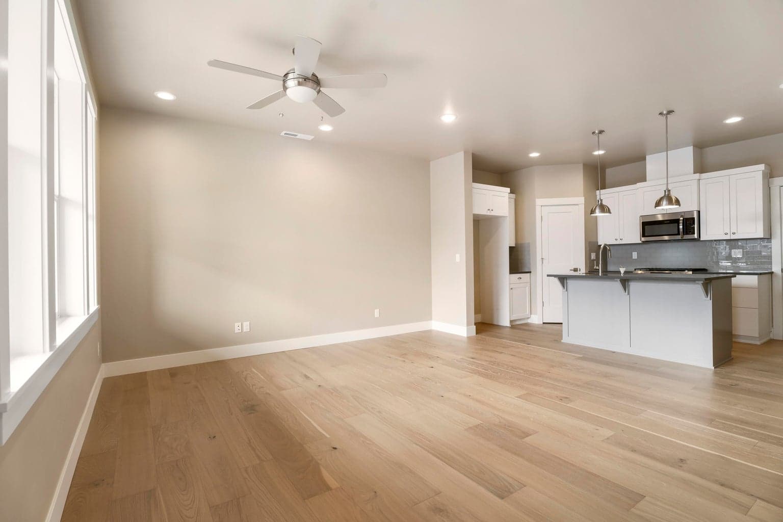 Photo of 4143 39th 5 of 26
