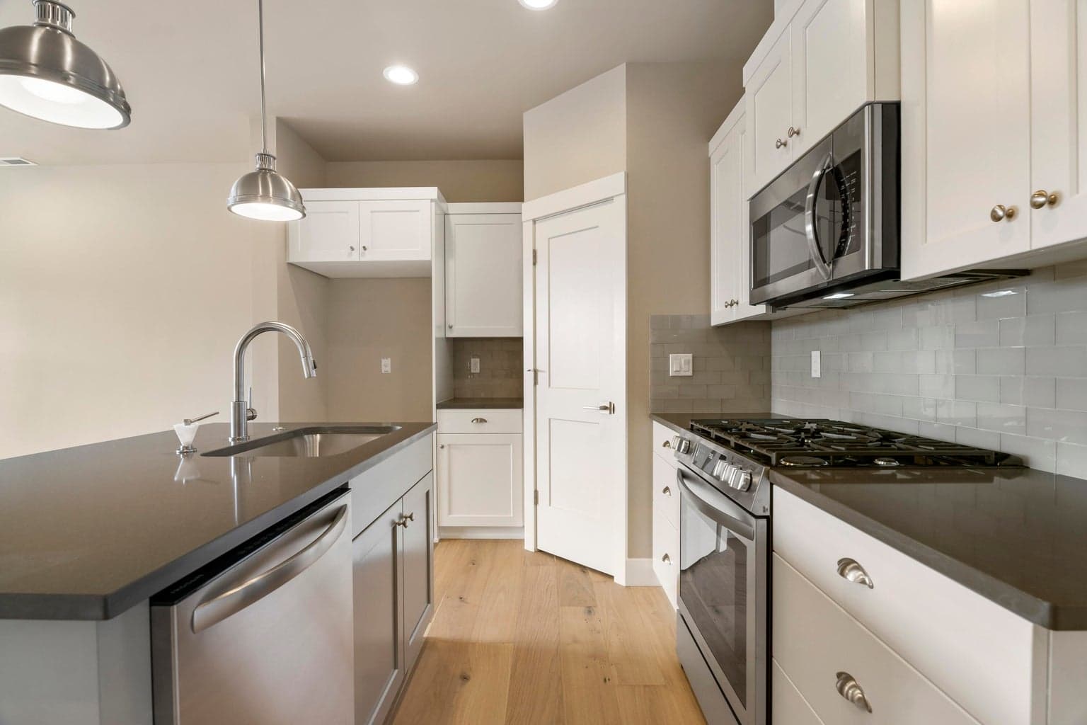 Photo of 4143 39th 3 of 26