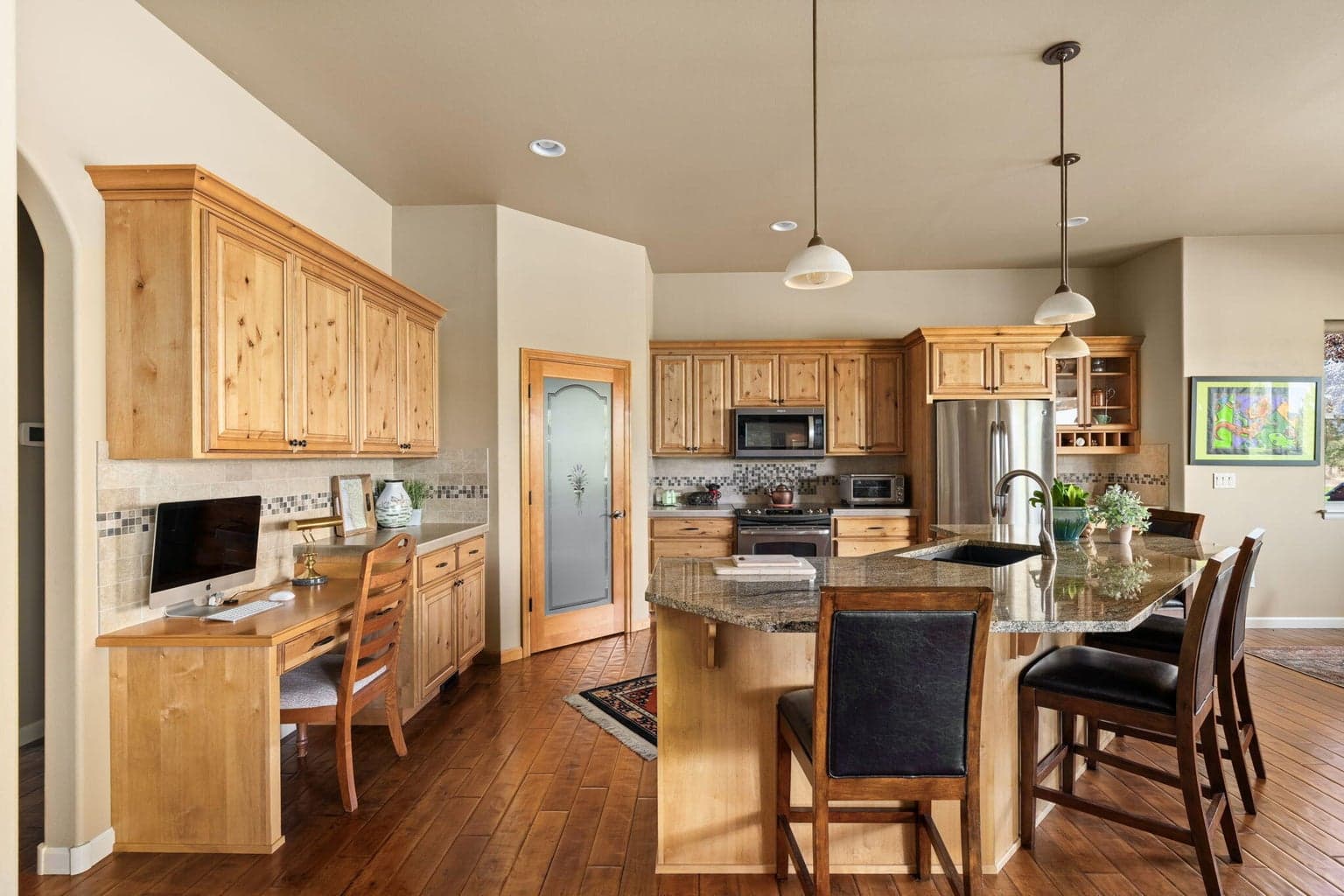 Photo of 500 Victoria Falls Drive 13 of 43