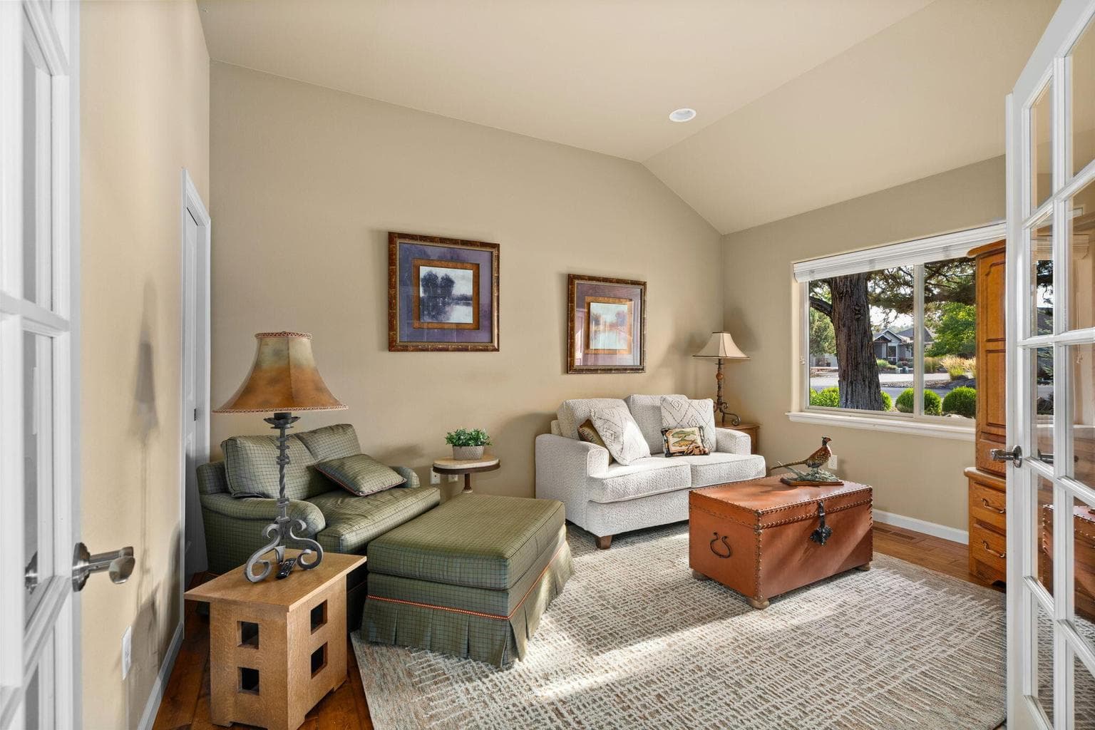 Photo of 500 Victoria Falls Drive 17 of 43