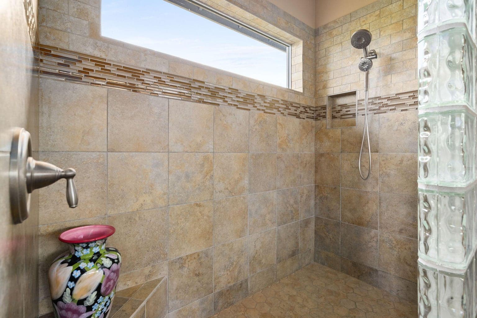 Photo of 500 Victoria Falls Drive 21 of 43