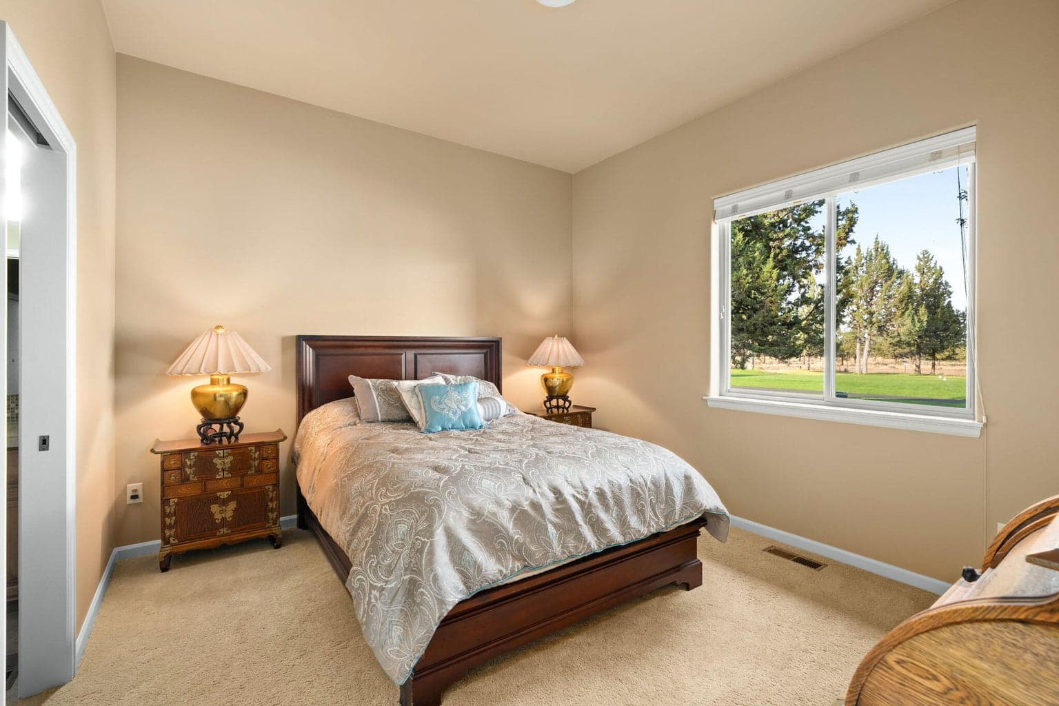 Photo of 500 Victoria Falls Drive 24 of 43