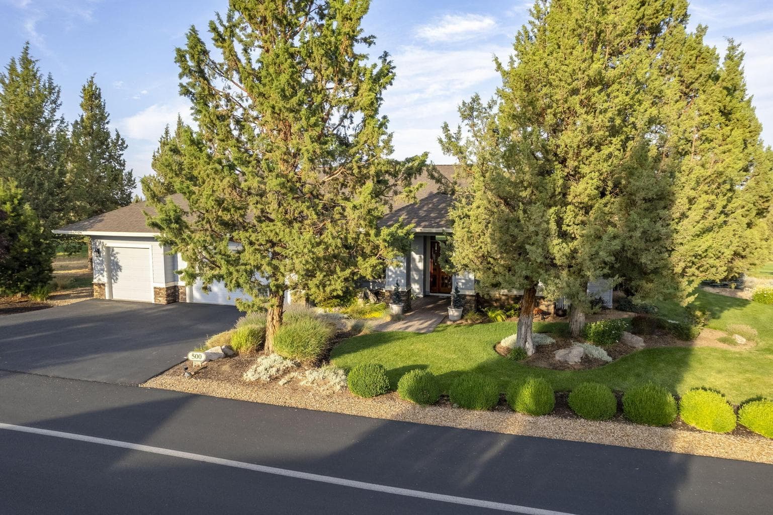 Photo of 500 Victoria Falls Drive 32 of 43