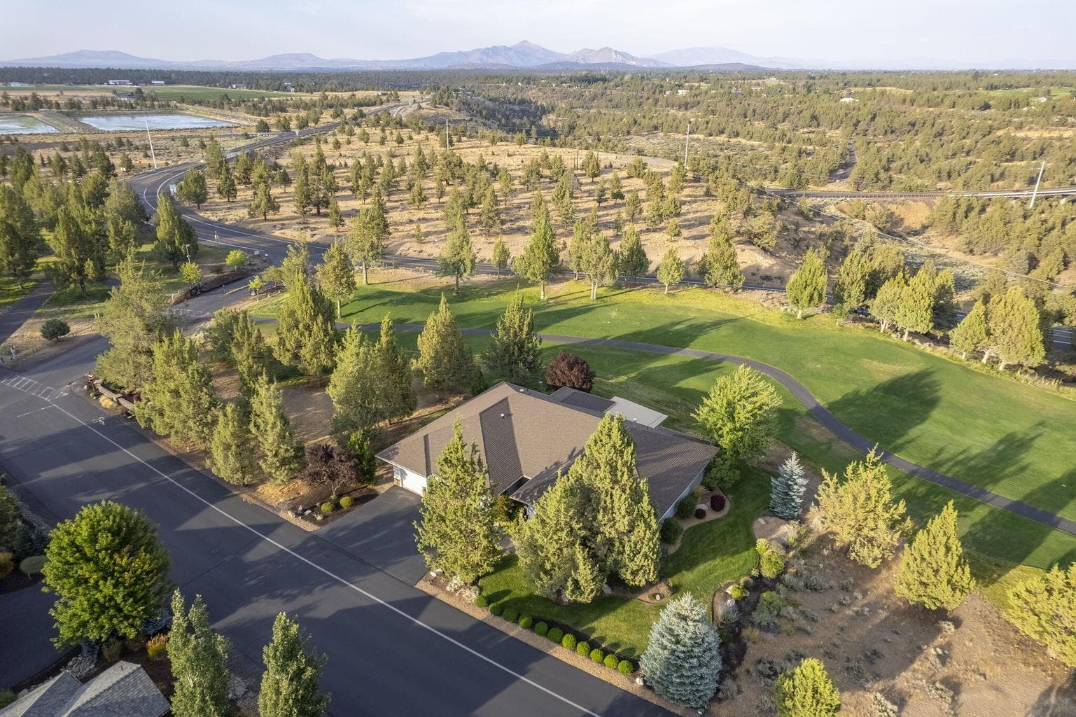 Photo of 500 Victoria Falls Drive 35 of 43