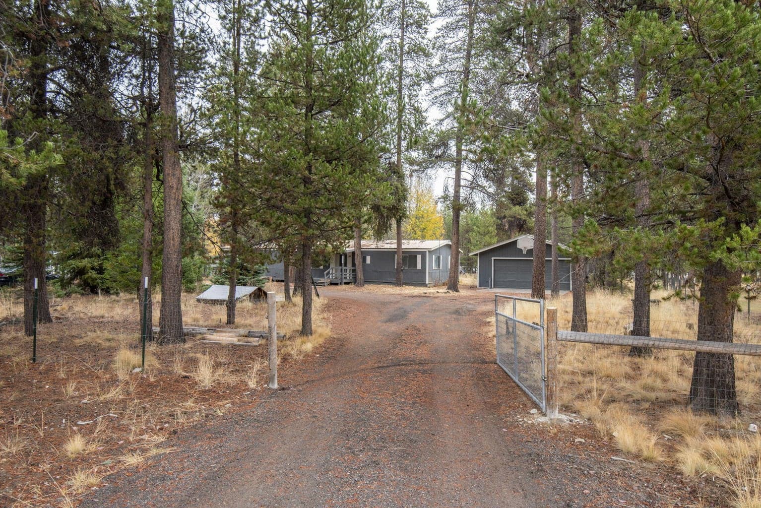 Photo of 52536 Deer Field Drive 2 of 25