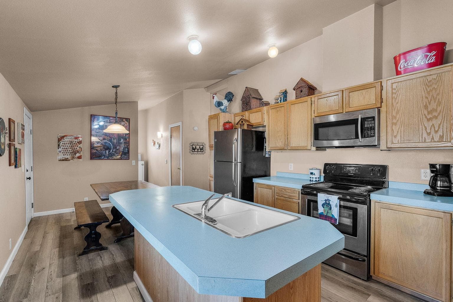Photo of 1253 SW Currant Road 6 of 21