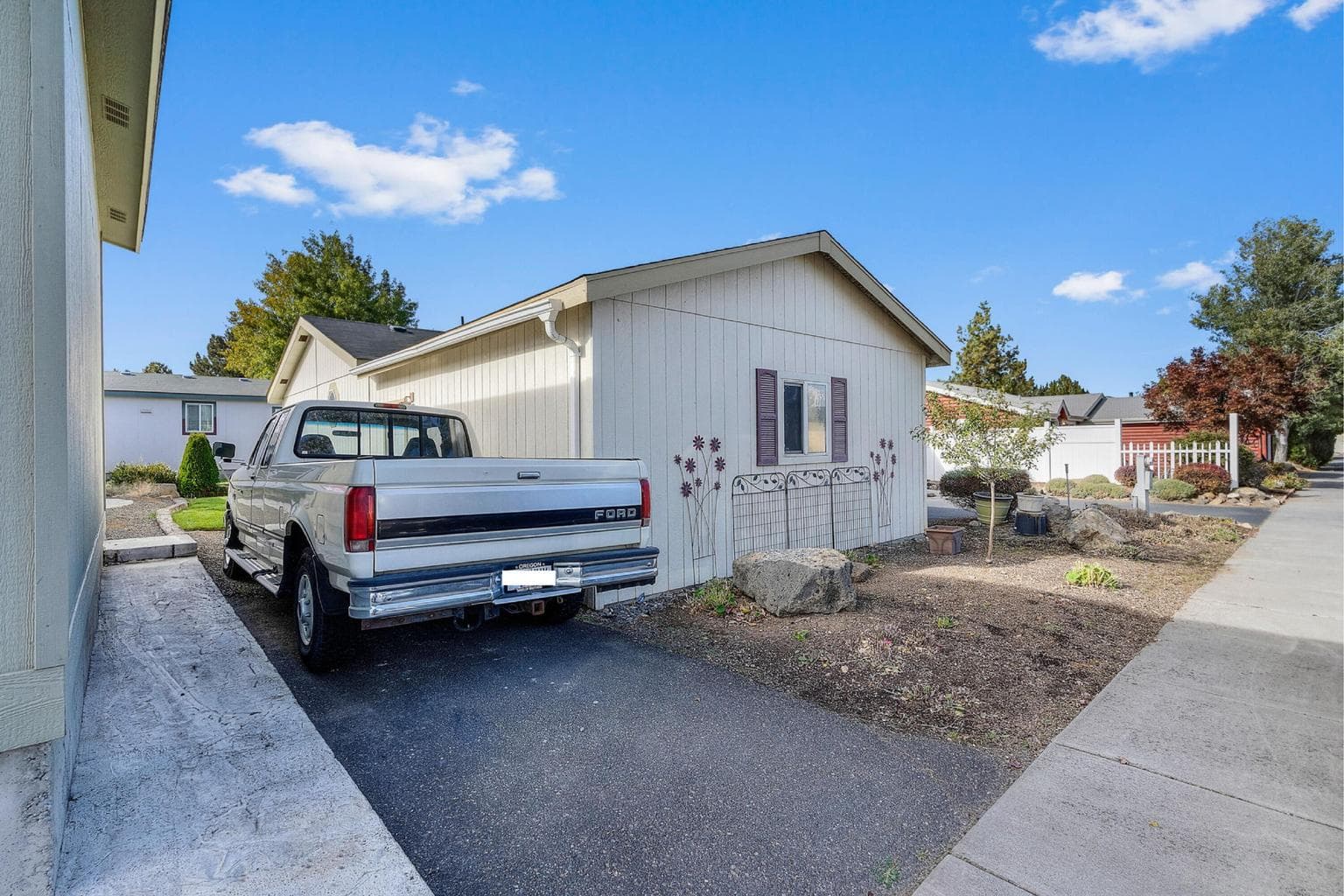 Photo of 1253 SW Currant Road 21 of 21