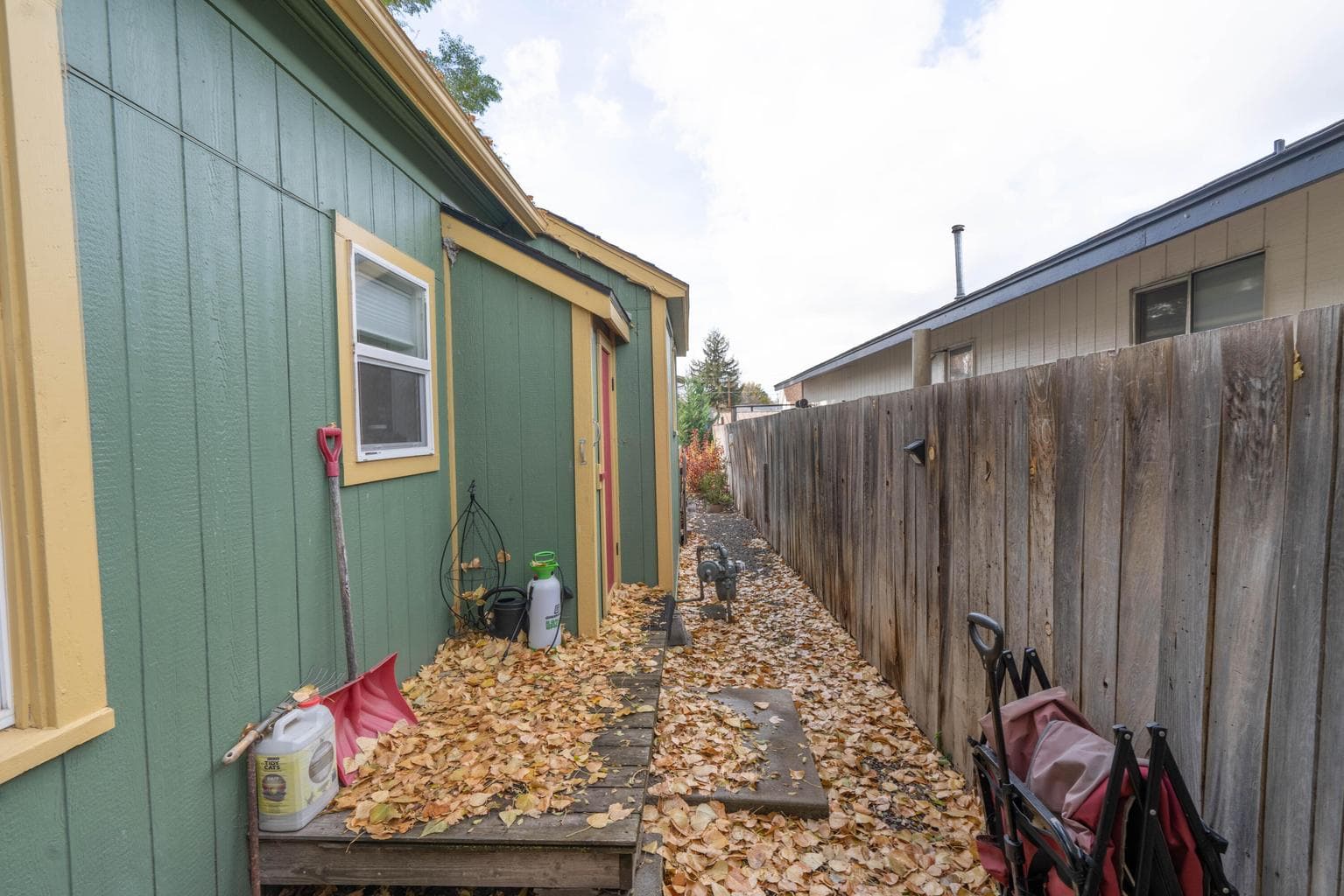 Photo of 725 NW Beaver Street 30 of 40