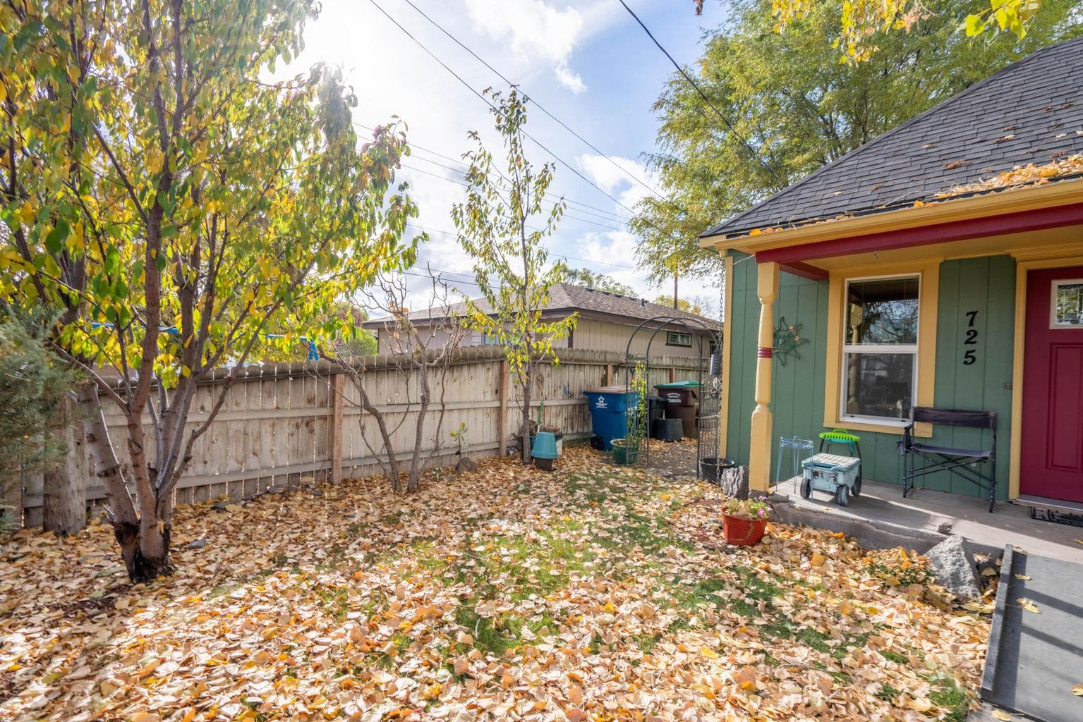 Photo of 725 NW Beaver Street 32 of 40