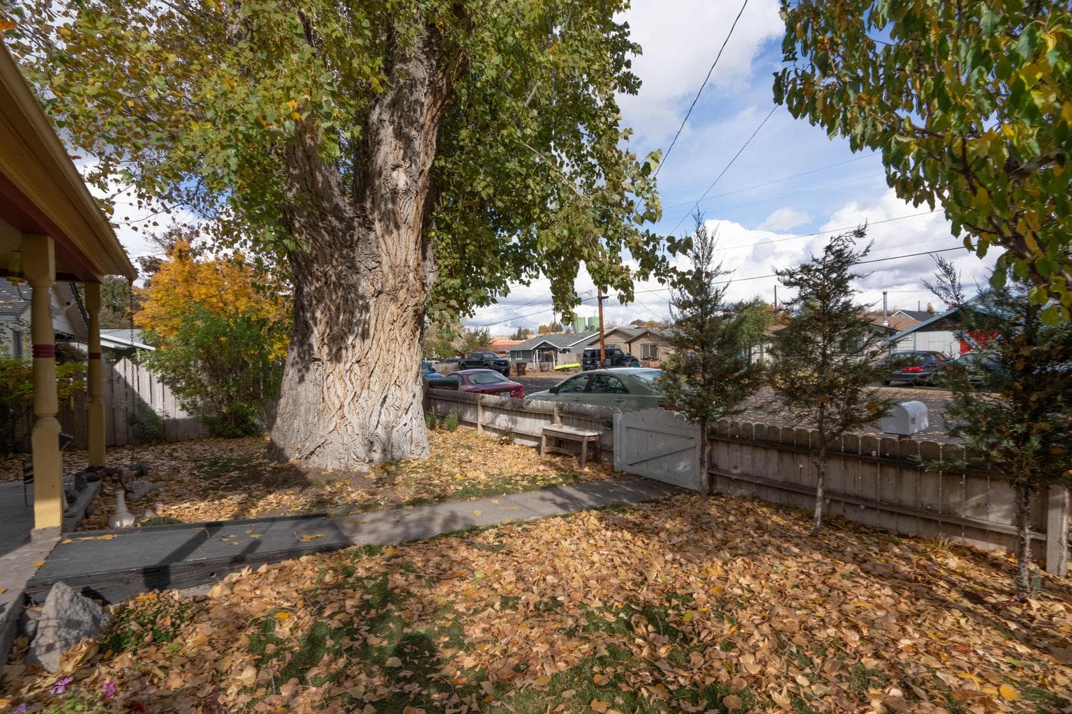 Photo of 725 NW Beaver Street 34 of 40