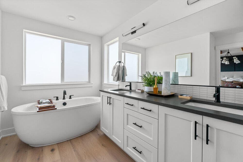 Virtually staged photo of like-kind home. Some options may vary.