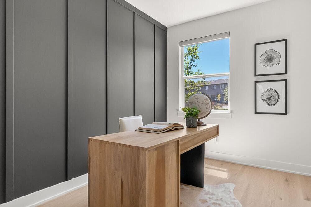 Virtually staged photo of like-kind home. Some options may vary.