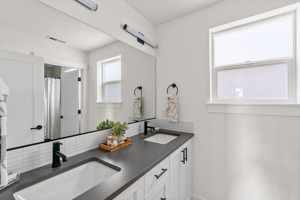 Virtually staged photo of like-kind home. Some options may vary.