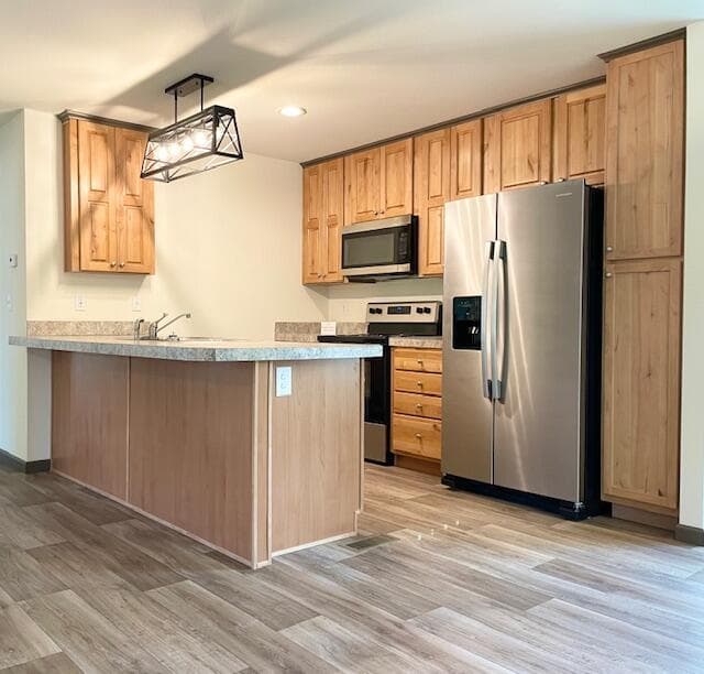 Photo of 11504 Sun Forest Drive 2 of 18