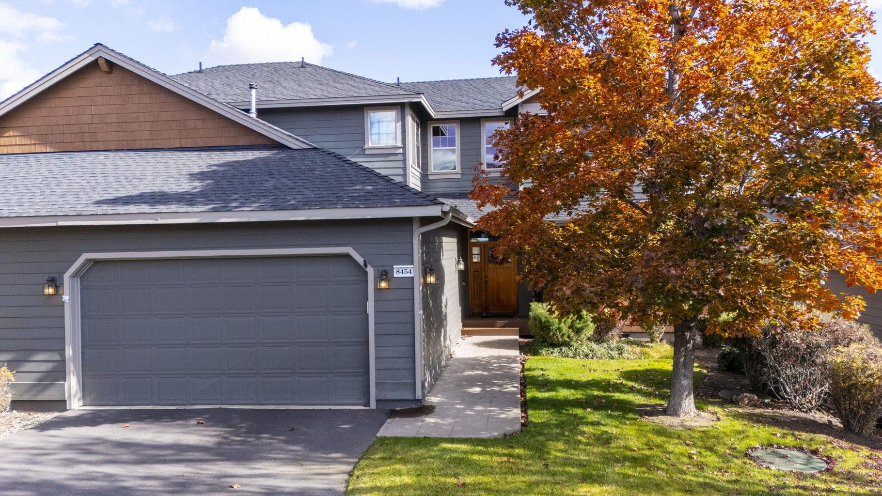 Photo of 8454 Forest Ridge 2 of 37