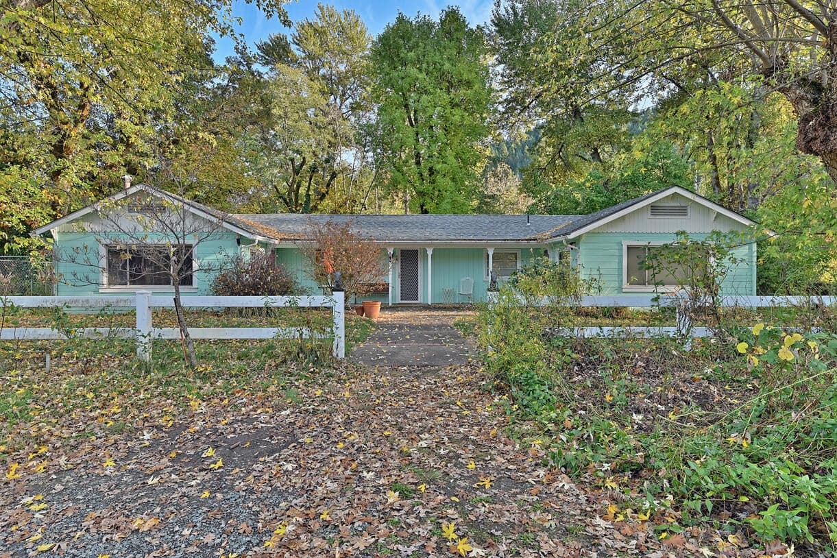 8785 Redwood, Wilderville, 97543