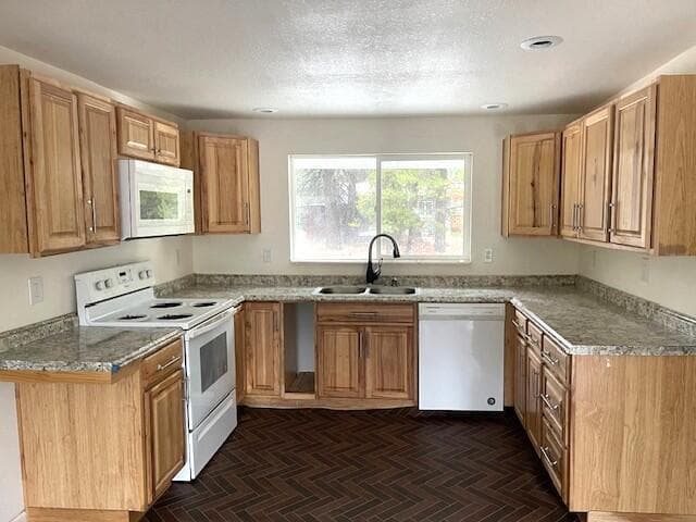 Photo of 16022 Bull Bat Lane 7 of 19