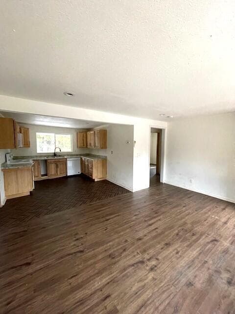 Photo of 16022 Bull Bat Lane 9 of 19
