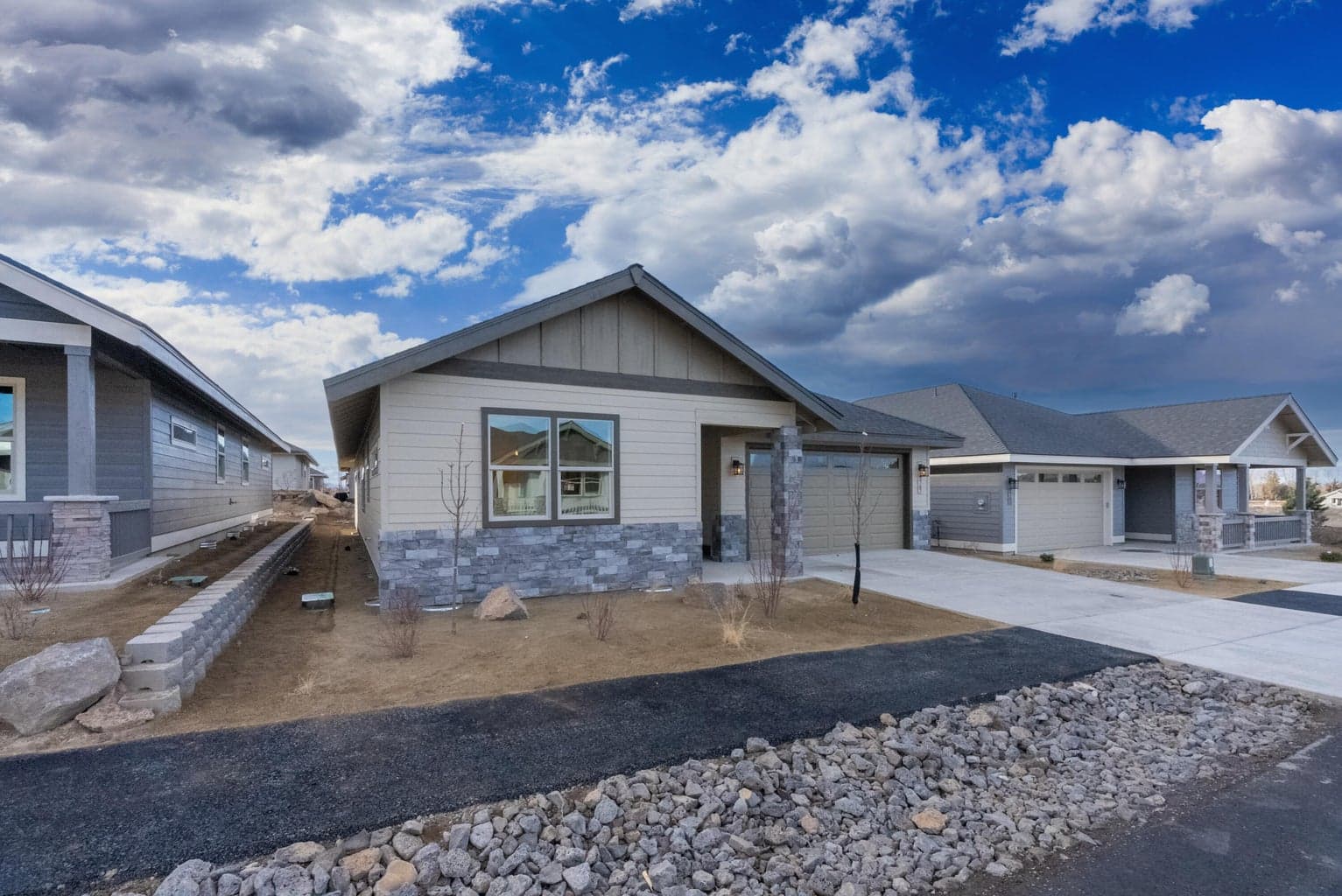 Photo of 2767 23rd 2 of 63