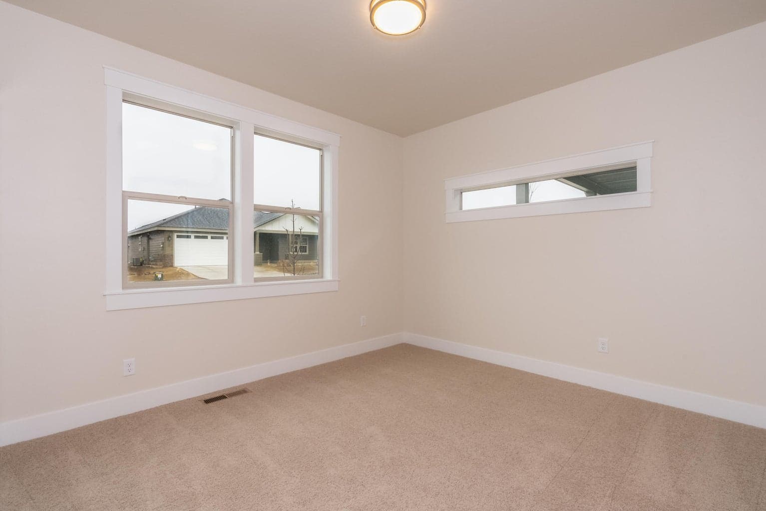 Photo of 2767 NW 23rd Loop 30 of 63
