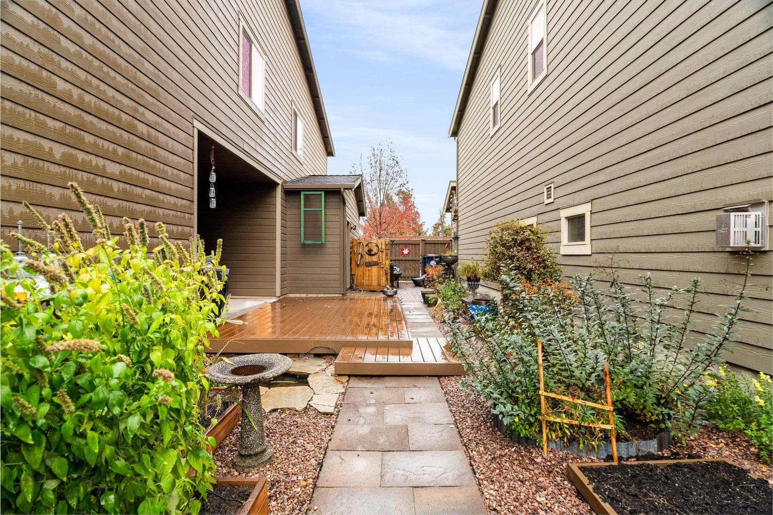 Photo of 2850 Yew Park Lane 24 of 28