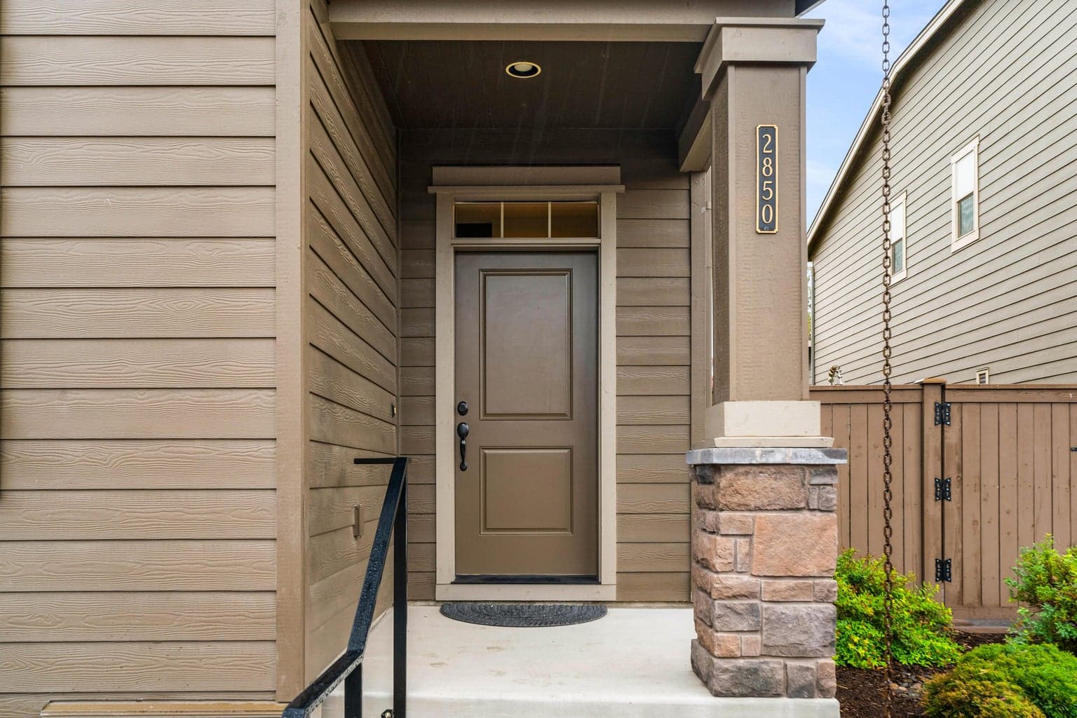 Photo of 2850 Yew Park 3 of 28