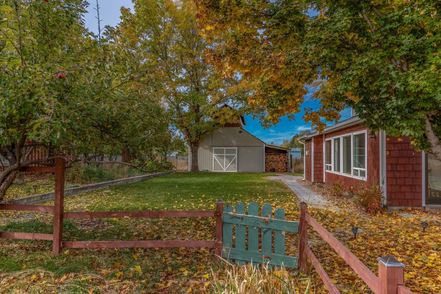 Photo of 544 Apollo Road 13 of 51