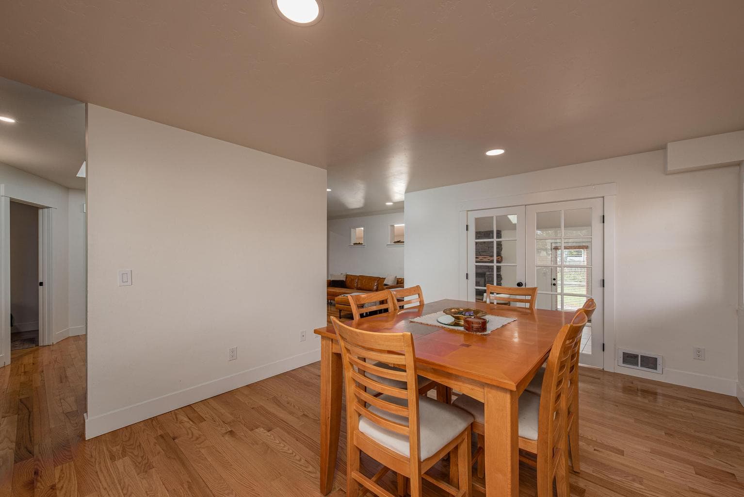 Photo of 544 Apollo Road 30 of 51