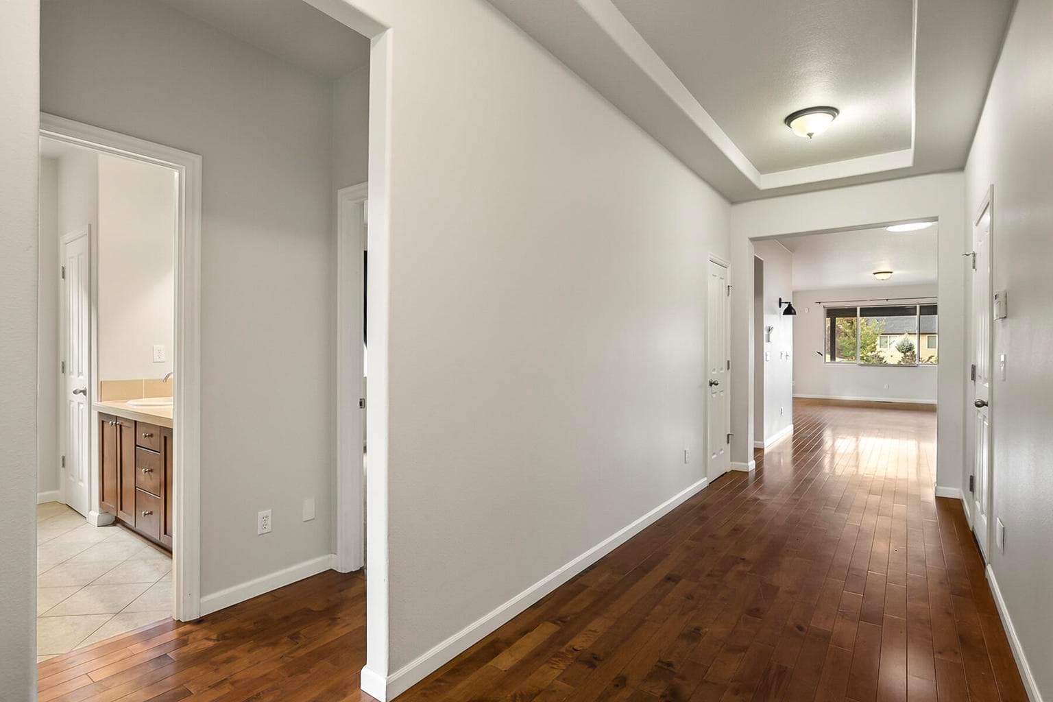 Photo of 2865 SW 49th Street 7 of 44