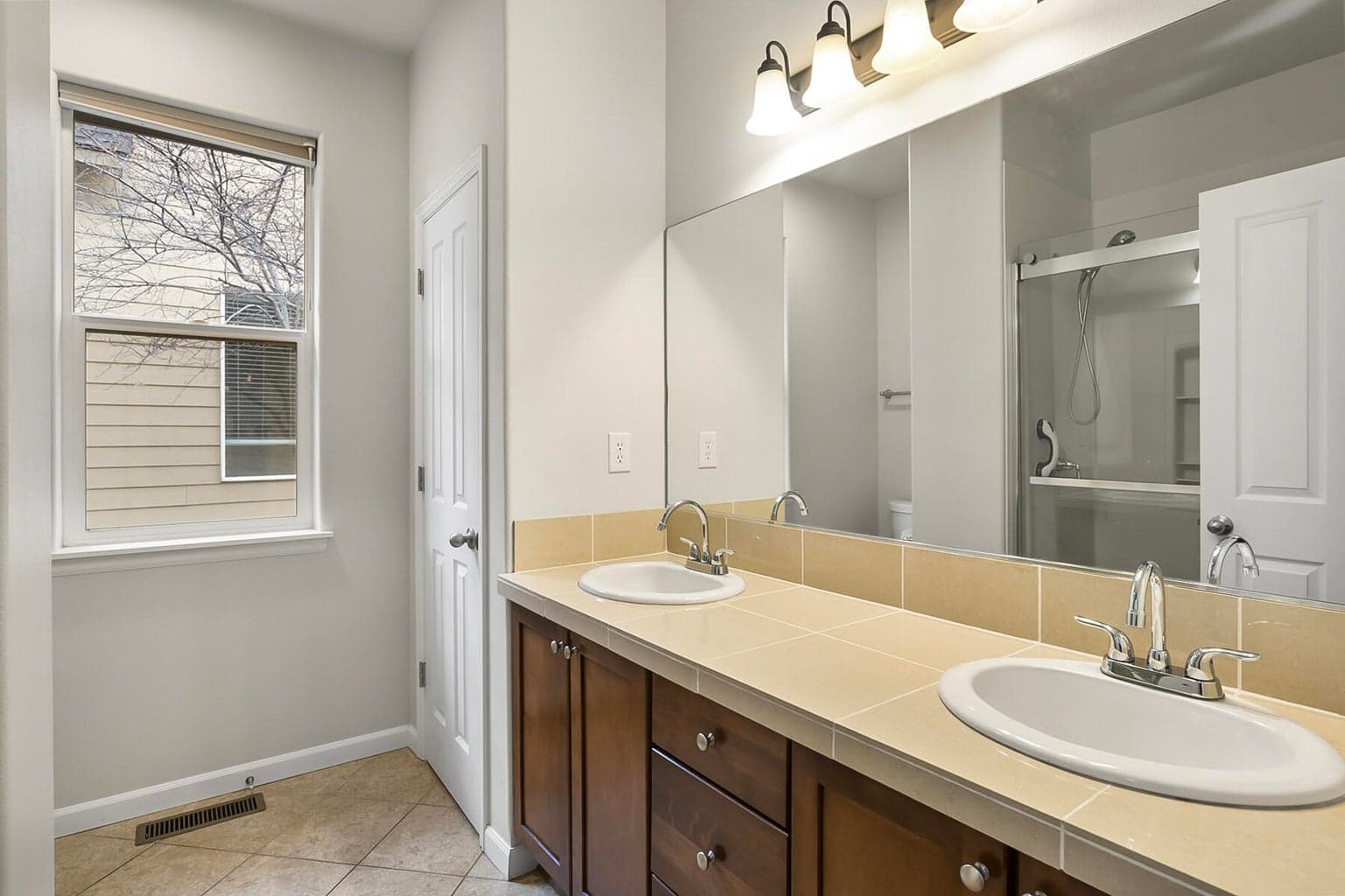 Hall Bathroom