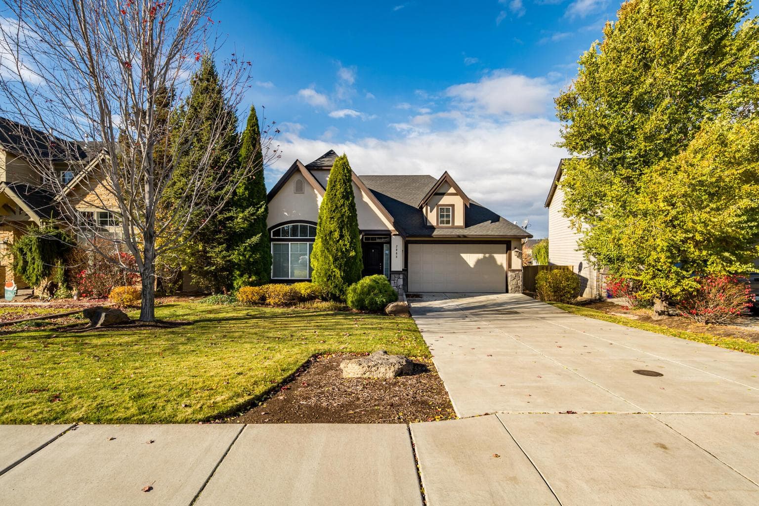 Photo of 2865 49th 4 of 44
