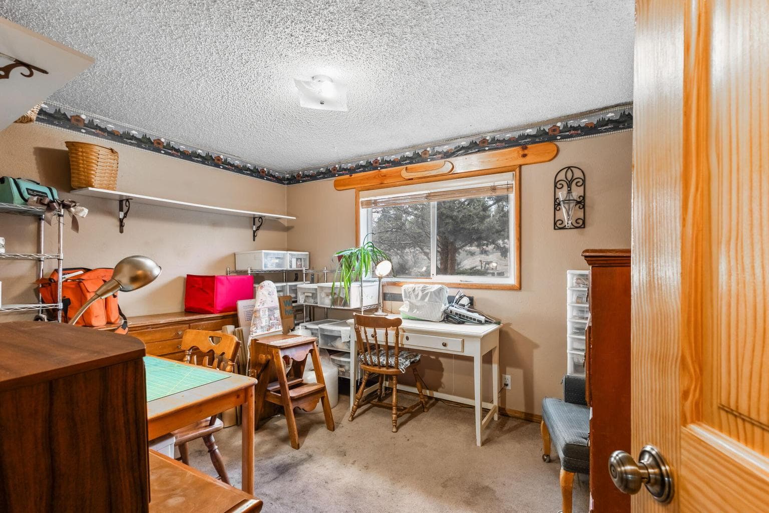 Photo of 775 SE Tumbleweed Lane 20 of 46