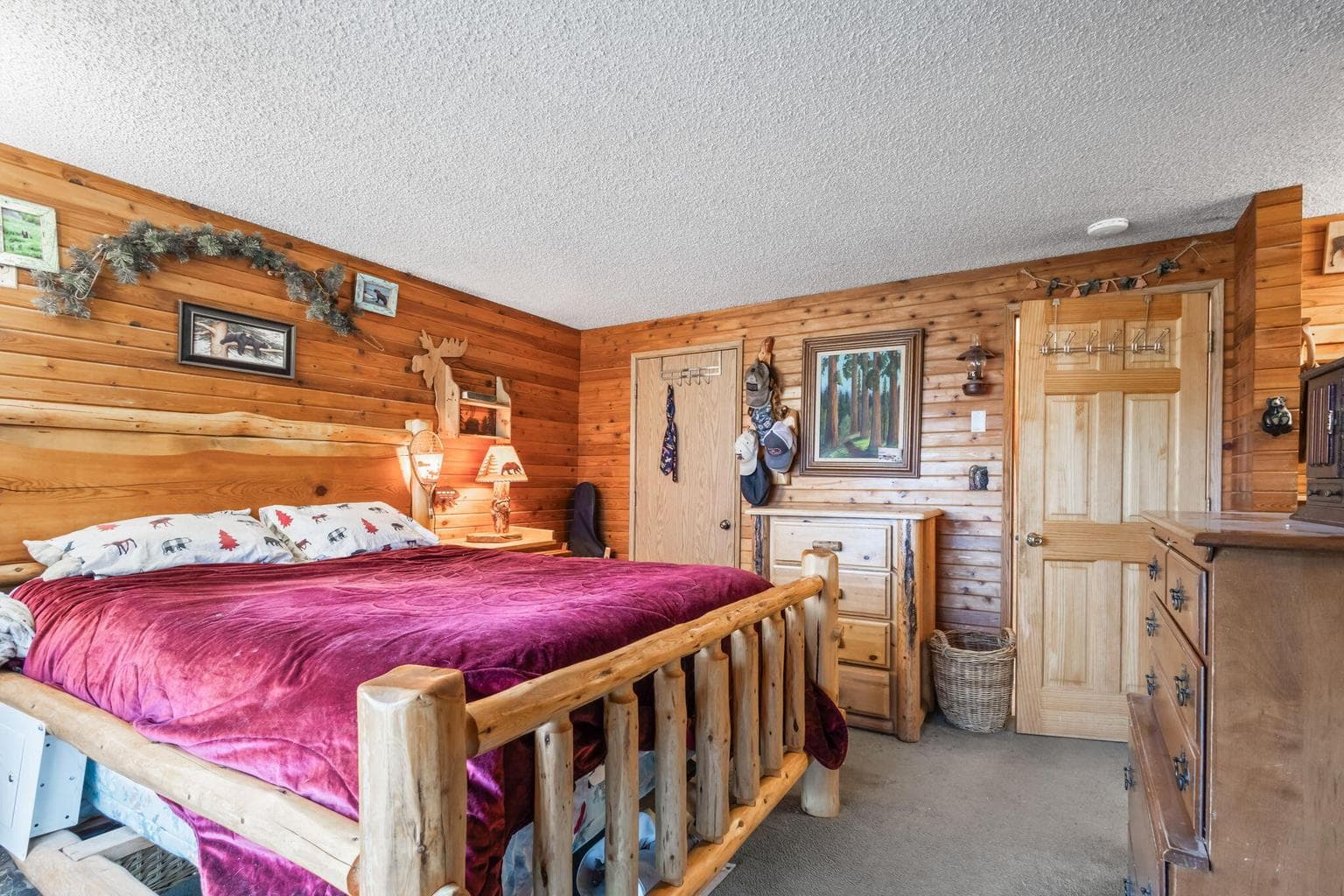 Photo of 775 SE Tumbleweed Lane 23 of 46