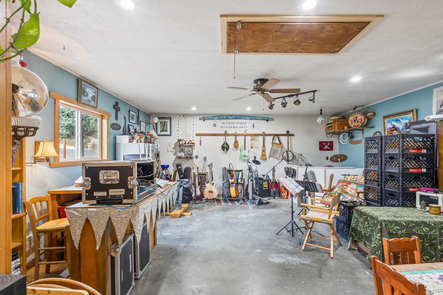 Photo of 775 SE Tumbleweed Lane 25 of 46