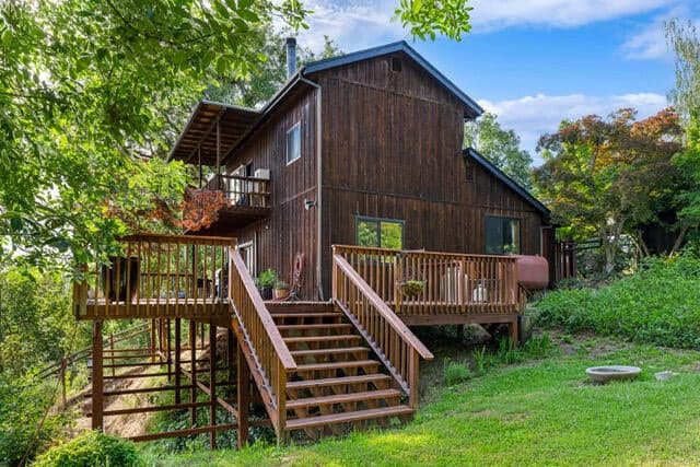 1026 Schoolhouse Creek