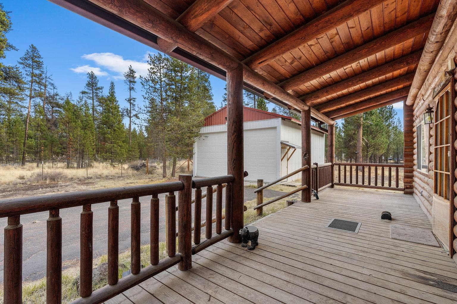 Photo of 16669 Willow Lane 18 of 23